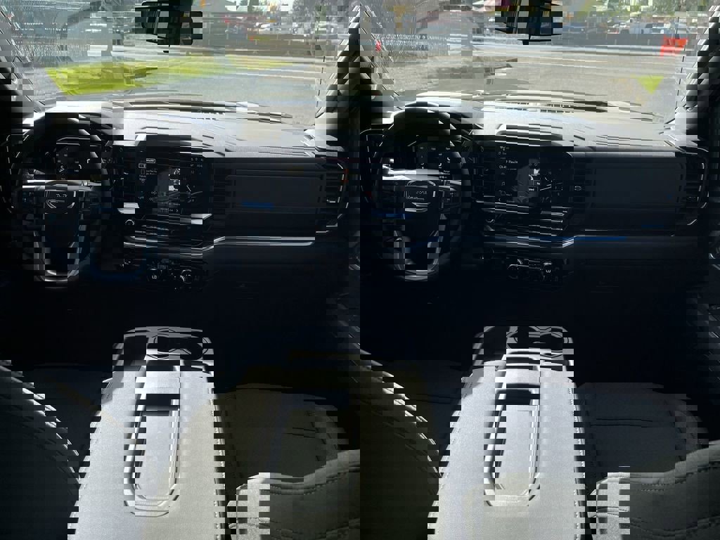 New 2026 GMC Sierra 1500 Elevation image 20