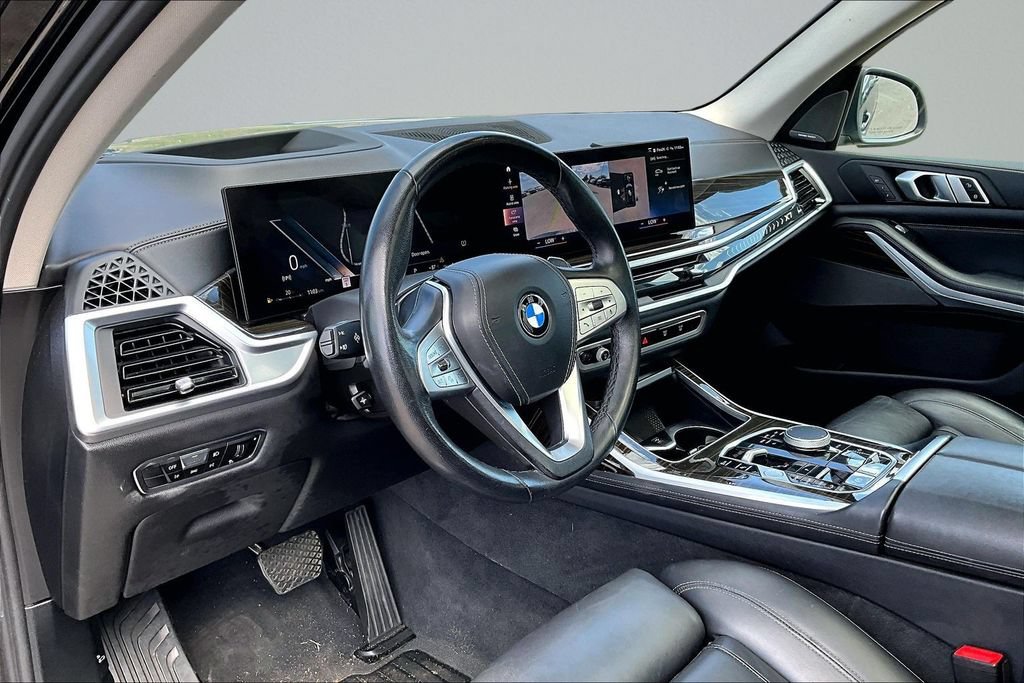 Used 2023 BMW X7 xDrive40i AWD/4WD image 11