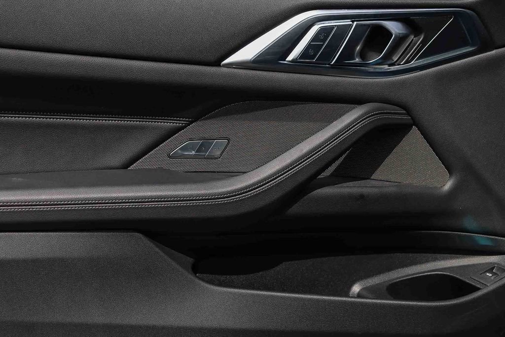 Used 2026 BMW 430i Coupe w/ M Sport Package image 21