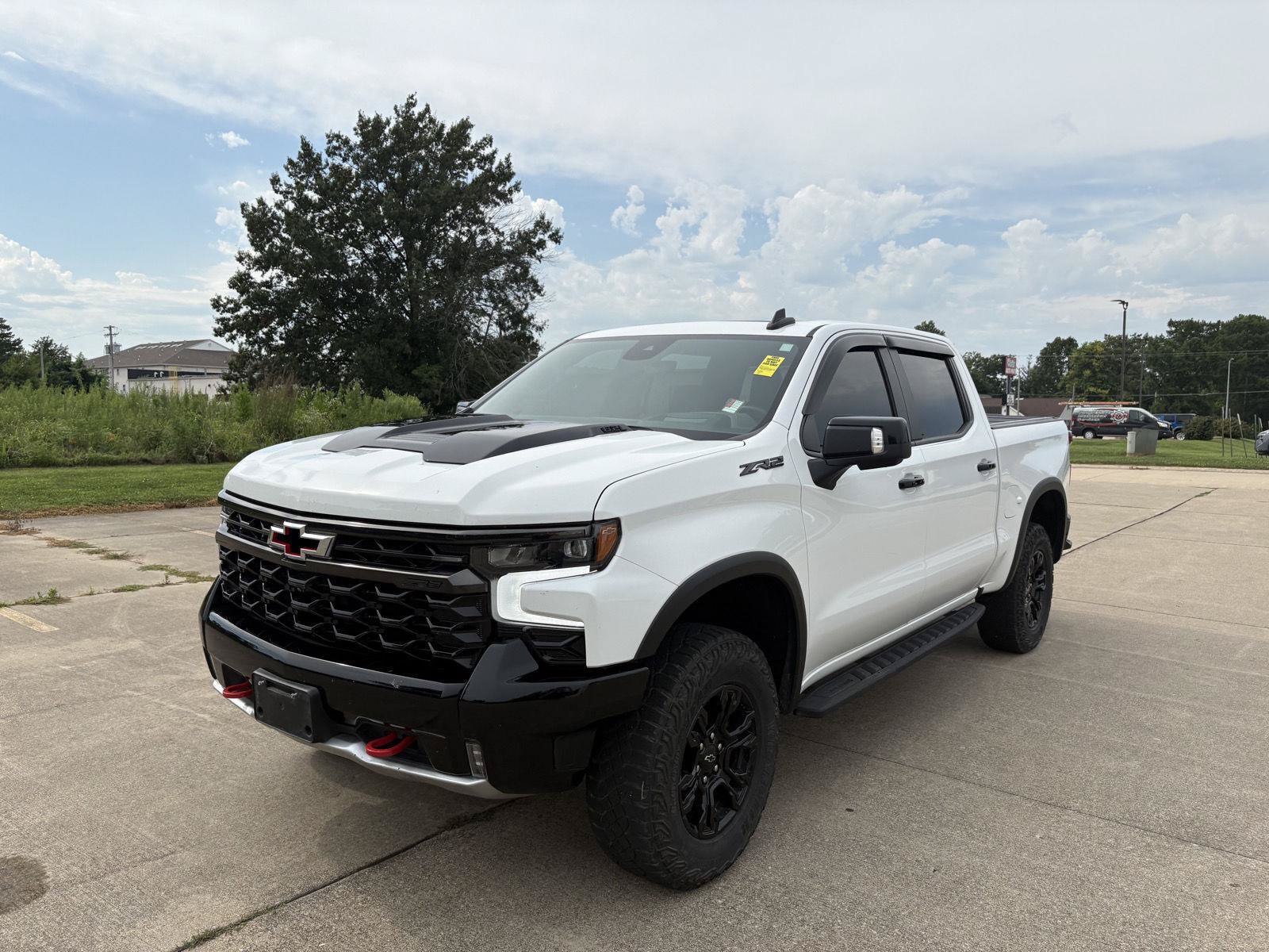 Used 2023 Chevrolet Silverado 1500 ZR2 w/ Technology Package AWD/4WD image 20