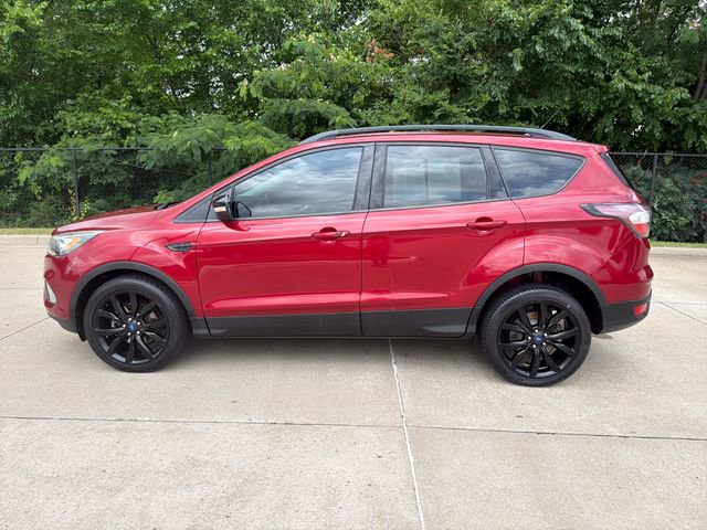 Used 2017 Ford Escape Titanium FWD image 2
