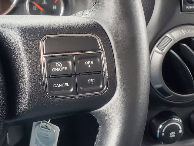 Used 2015 Jeep Wrangler Unlimited Sport w/ Connectivity Group image 18