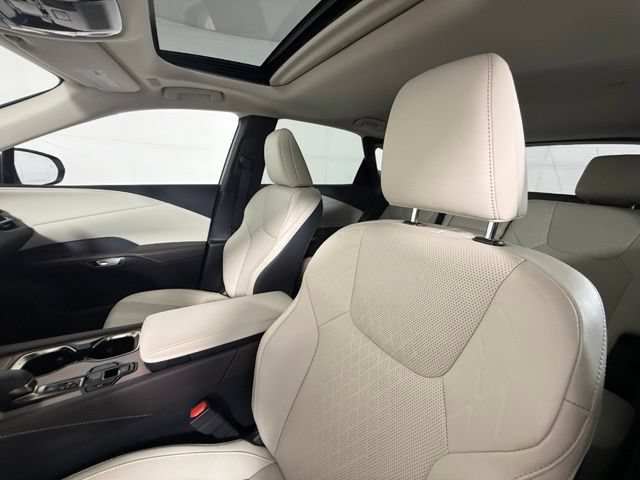 Used 2025 Lexus RX 350 Premium Plus w/ Accessory Package (Z1) FWD image 8