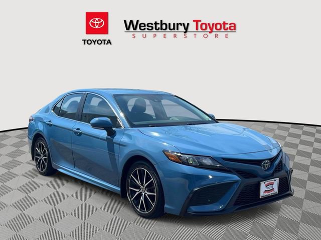 Certified 2023 Toyota Camry SE FWD image 1