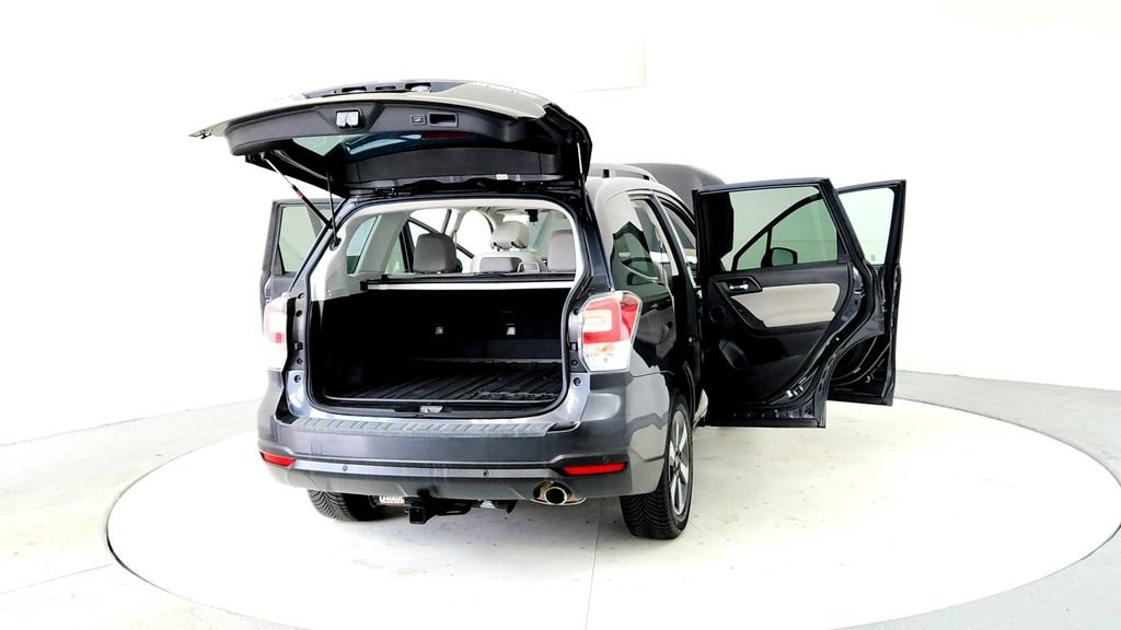 Used 2018 Subaru Forester 2.5i Limited AWD/4WD image 11