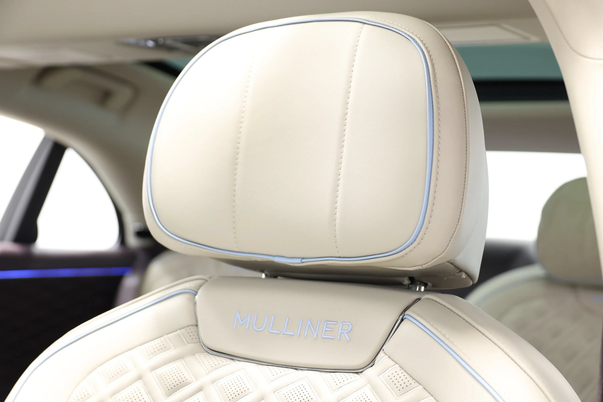 Used 2022 Bentley Flying Spur V8 AWD/4WD image 26