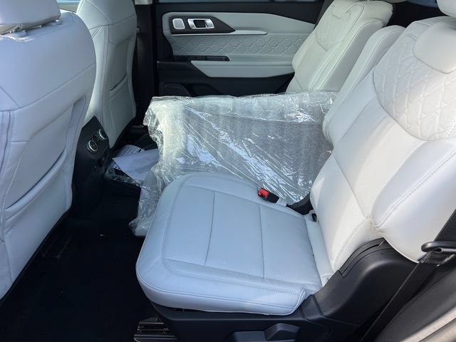 New 2026 Ford Explorer Platinum w/ LUX Leather Package AWD/4WD image 26