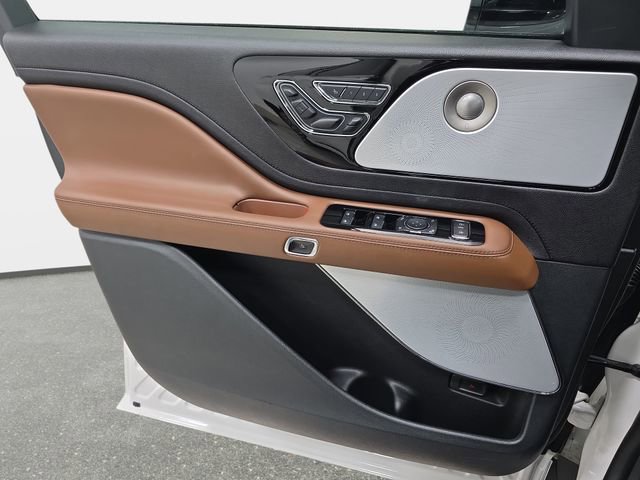 Certified 2023 Lincoln Aviator Grand Touring w/ Equipment Group 301A image 24