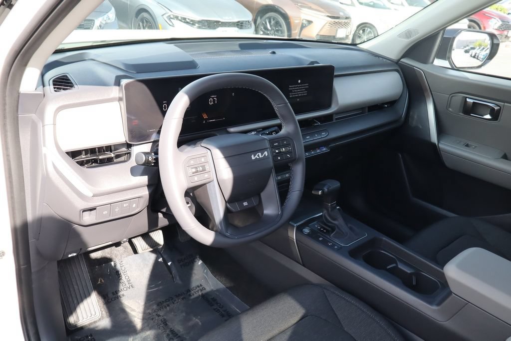 Used 2027 Kia Seltos S FWD image 16
