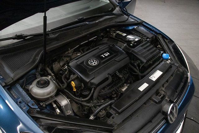 Used 2018 Volkswagen Golf S image 26