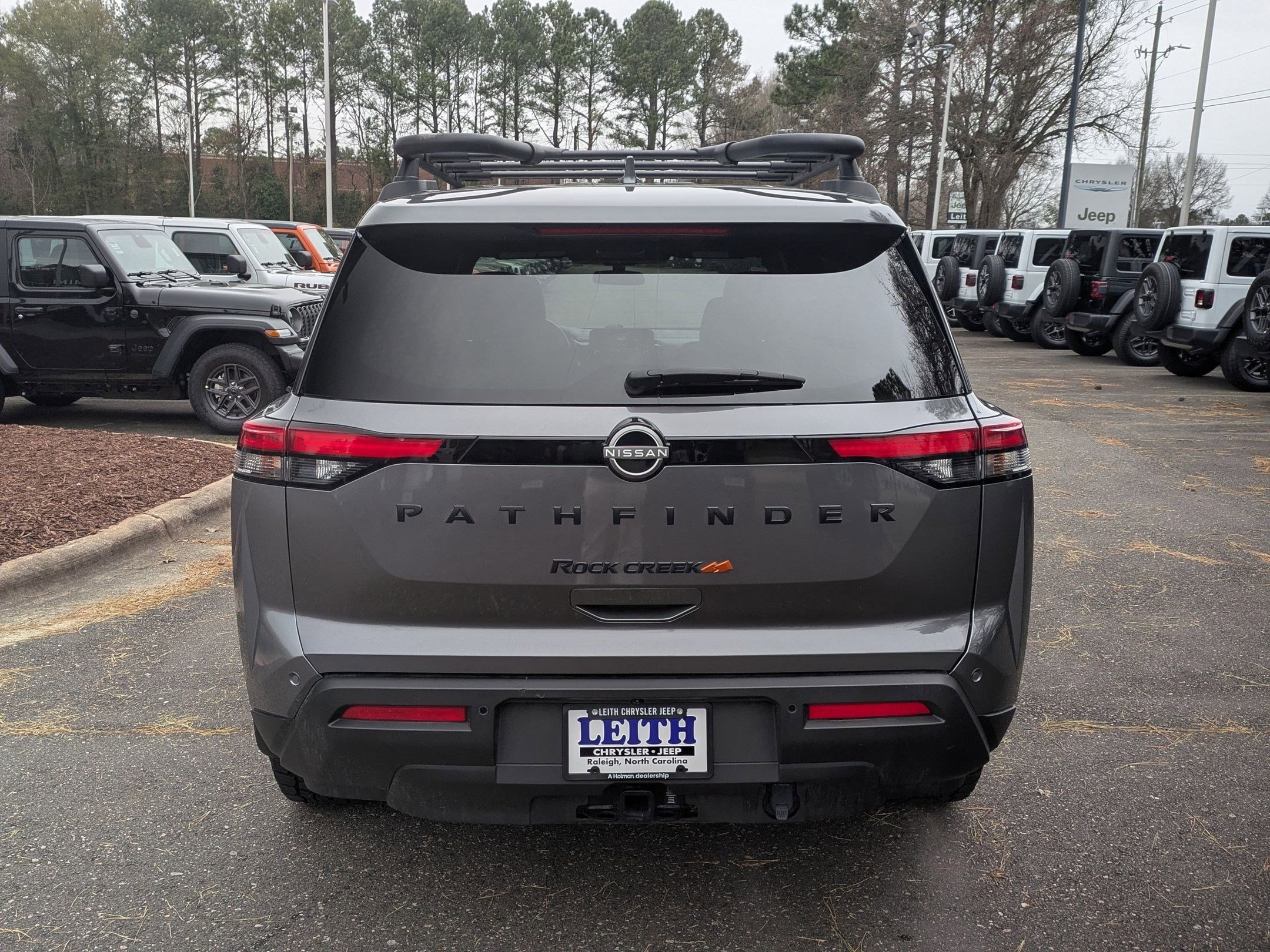 Used 2024 Nissan Pathfinder Rock Creek image 6