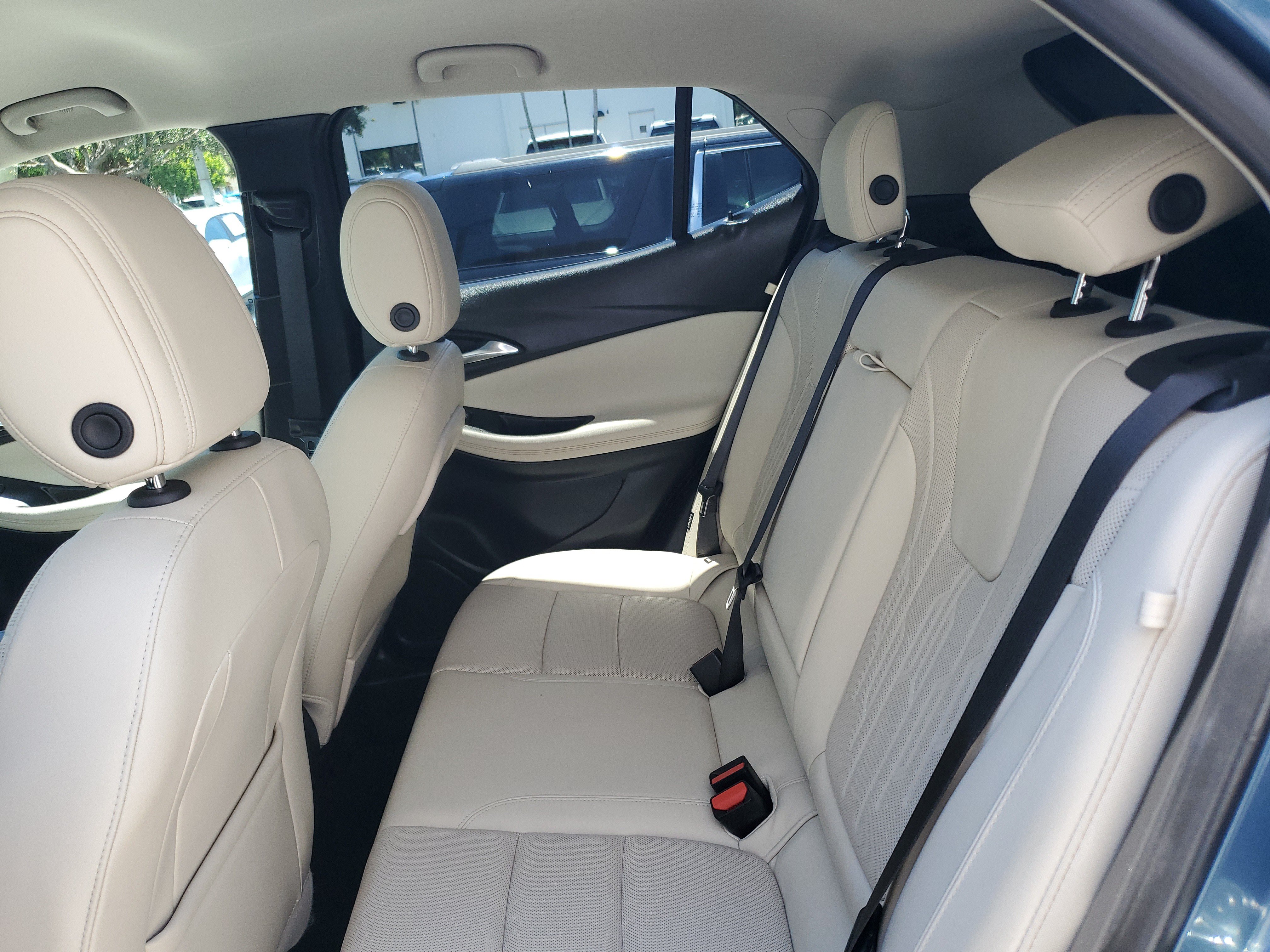Used 2024 Buick Encore GX Avenir w/ Avenir Technology Package FWD image 14