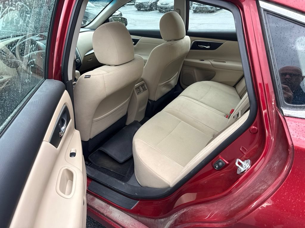 Used 2015 Nissan Altima 2.5 SV w/ Convenience Package FWD image 14
