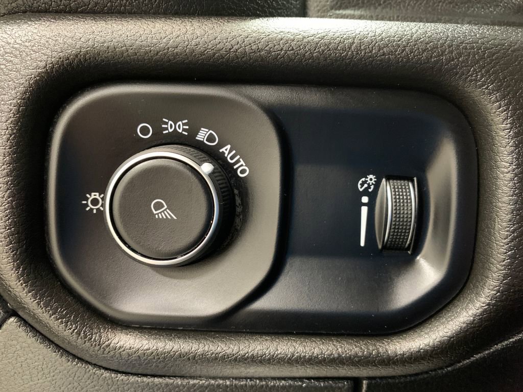 Used 2025 RAM 1500 Tradesman image 14