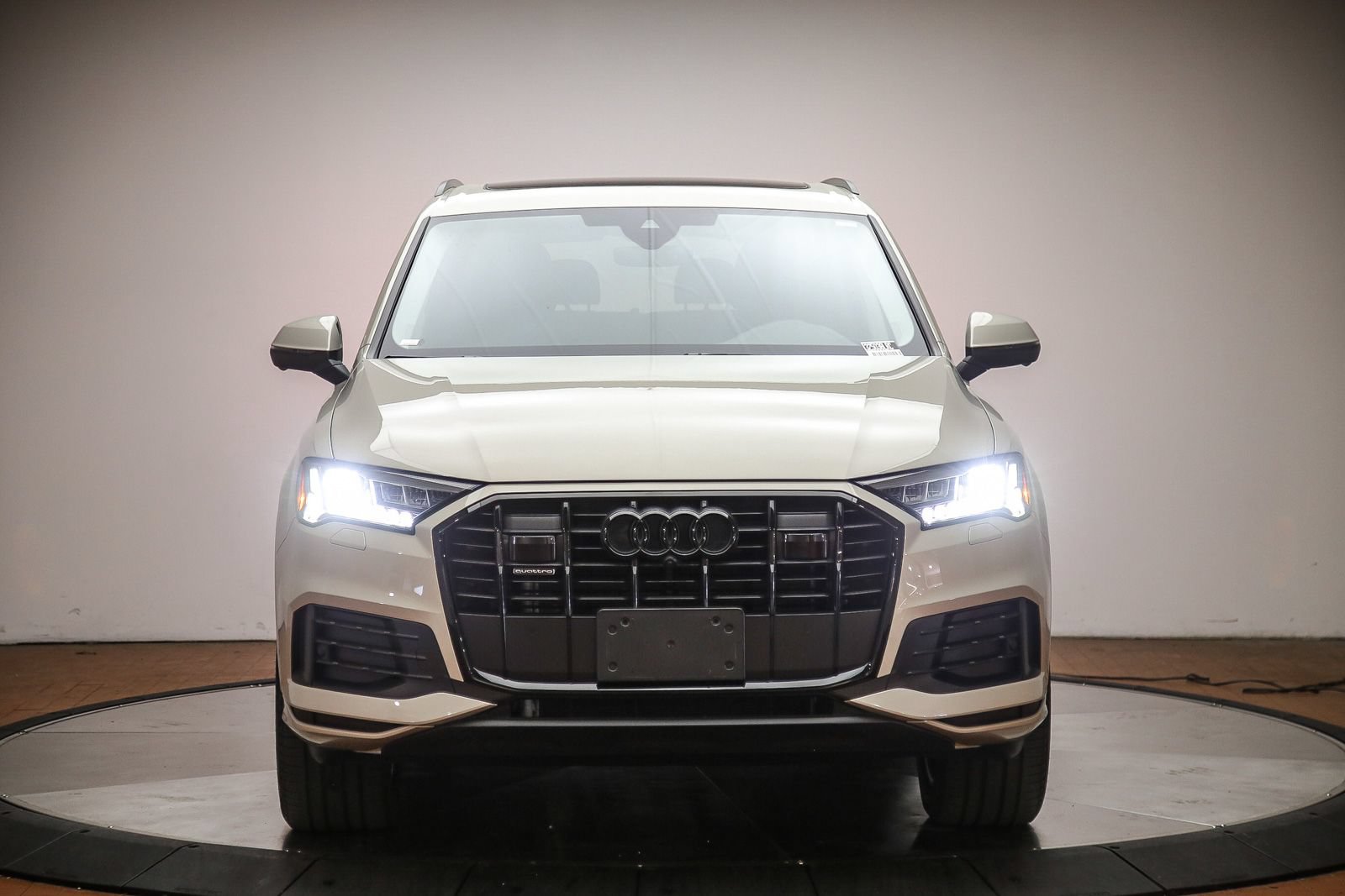 Certified 2023 Audi Q7 2.0T Premium Plus w/ Premium Plus Package AWD/4WD image 7