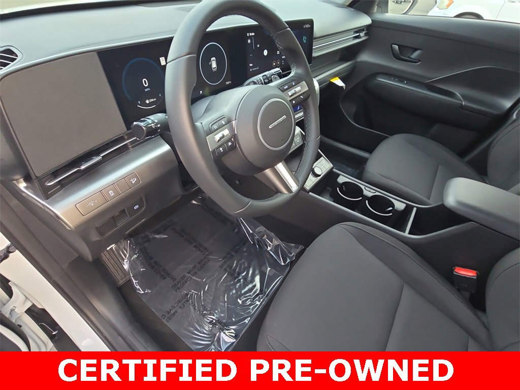 Used 2024 Hyundai Kona SEL w/ Convenience Package image 16