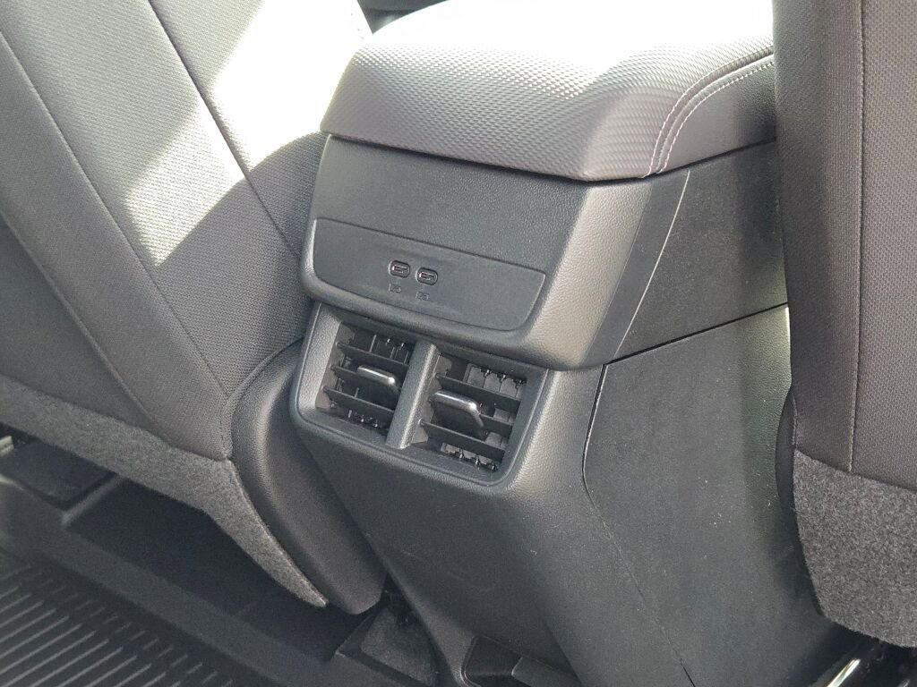 New 2026 Chevrolet Equinox LT w/ LPO, Floor Liner Package FWD image 10