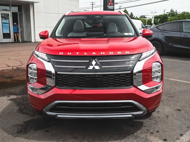 New 2025 Mitsubishi Outlander SEL image 2