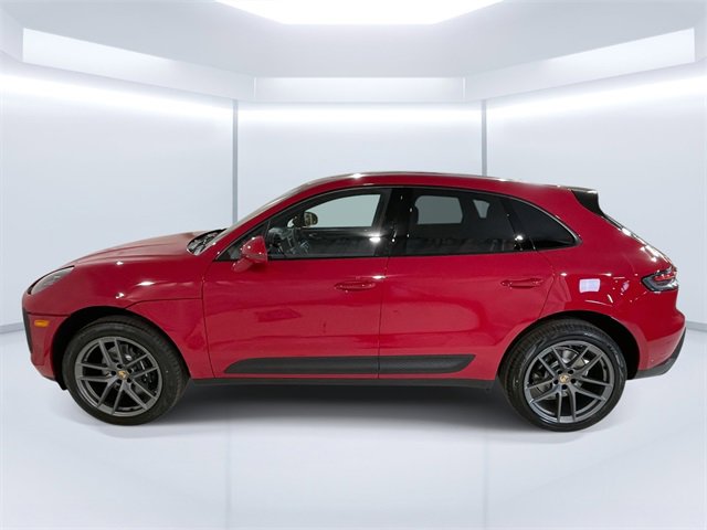 New 2026 Porsche Macan image 2