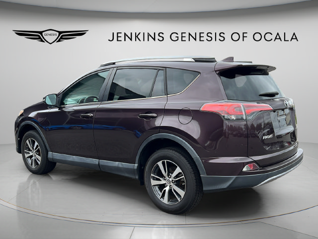 Used 2018 Toyota RAV4 XLE FWD image 5
