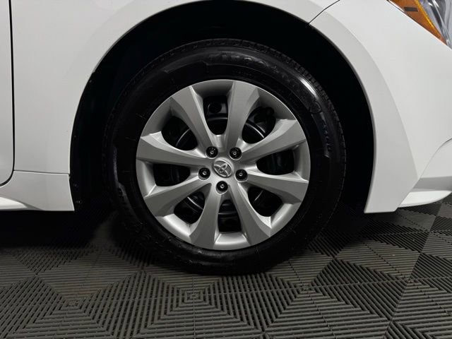 Used 2026 Toyota Corolla LE image 11