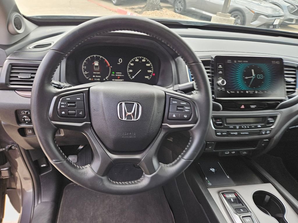 Used 2025 Honda Ridgeline RTL image 17
