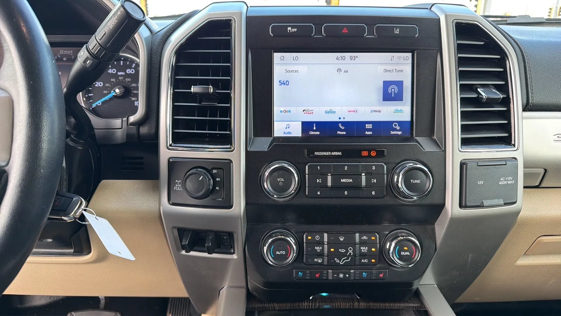 Used 2020 Ford F350 Lariat w/ Lariat Value Package AWD/4WD image 97