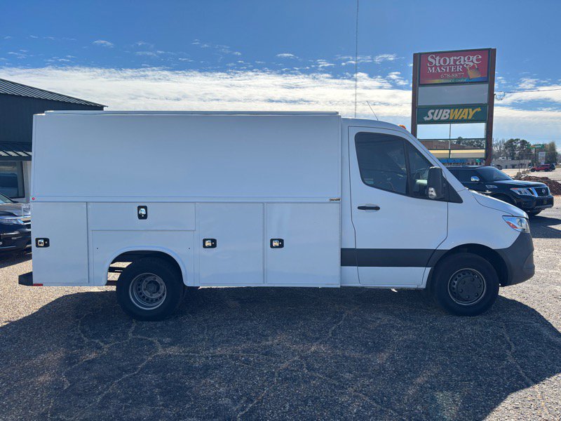 Used 2021 Mercedes-Benz Sprinter 3500 image 6
