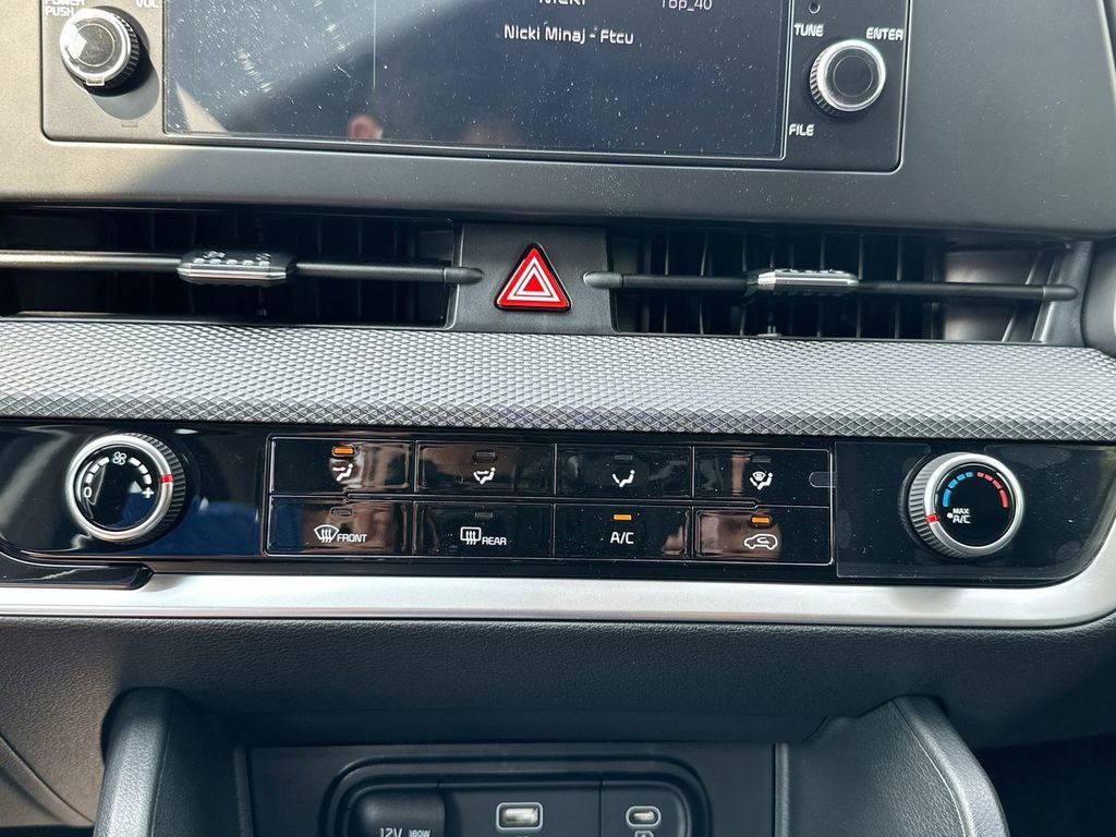 Used 2024 Kia Sportage LX image 37