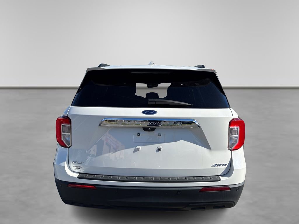 Used 2022 Ford Explorer XLT image 17