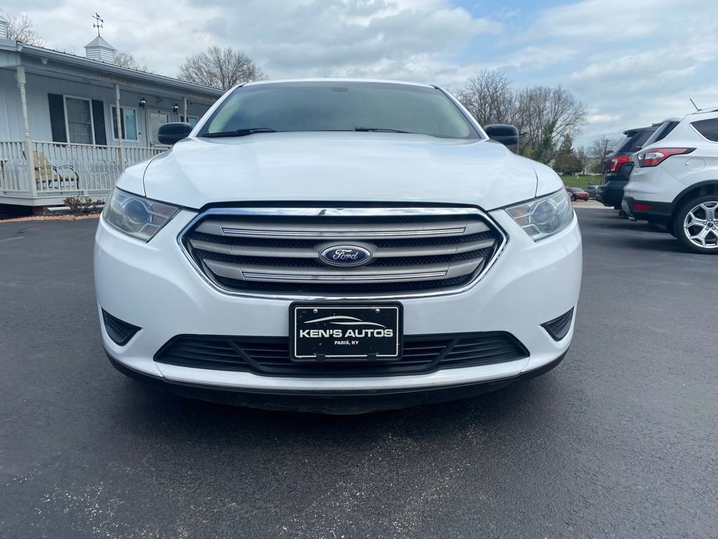 Used 2015 Ford Taurus SE FWD image 2