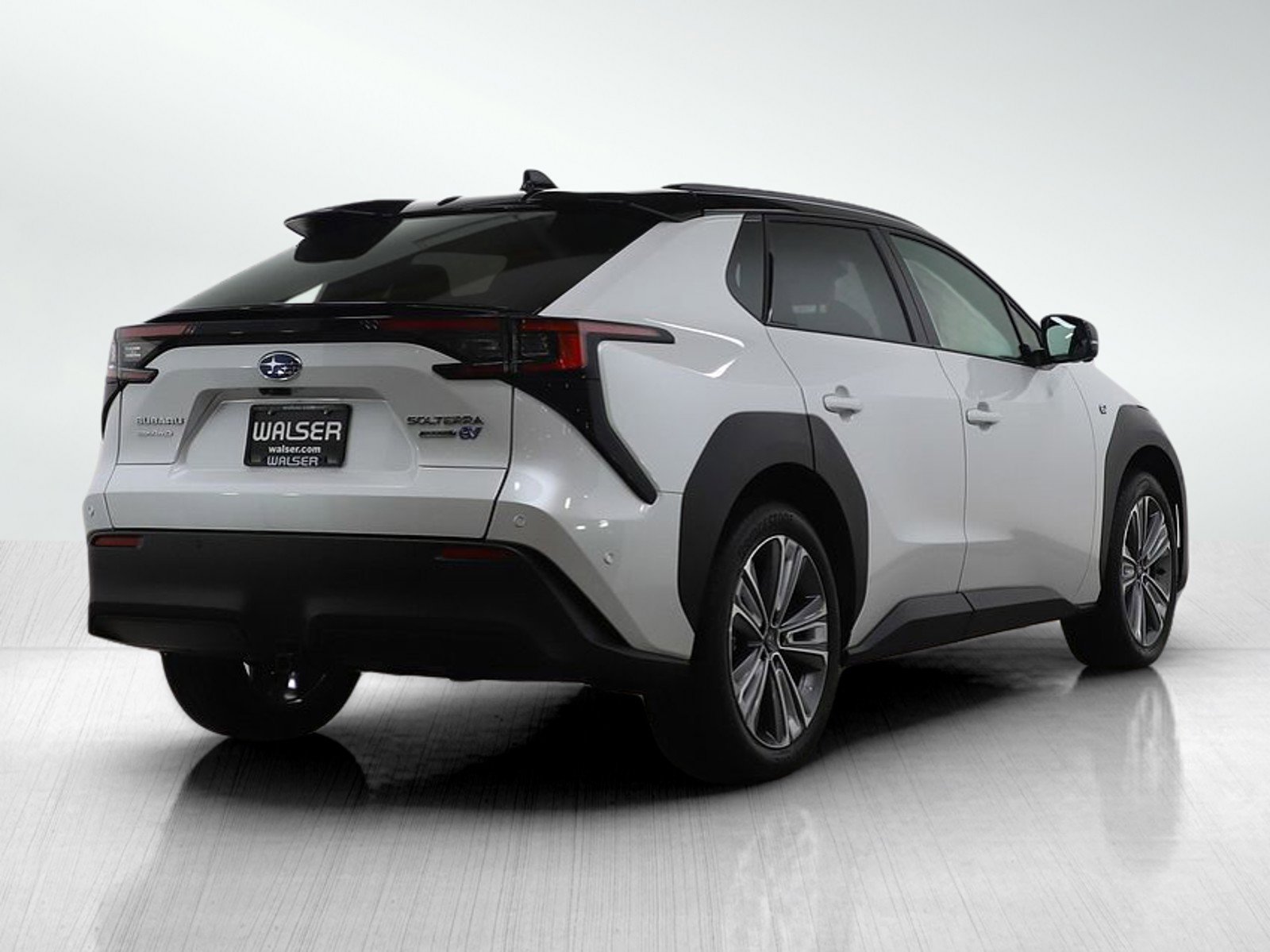 Used 2024 Subaru Solterra Touring w/ Touring Package image 5