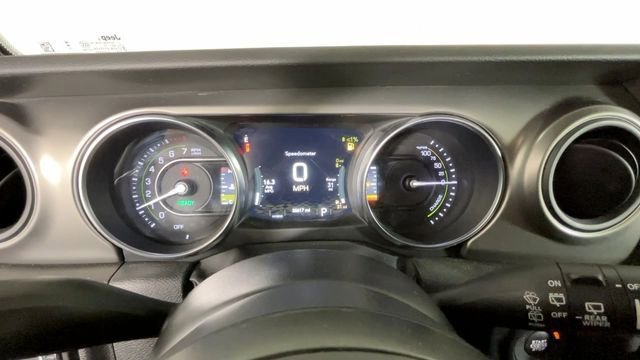 Used 2023 Jeep Wrangler Unlimited w/ Cold Weather Group AWD/4WD image 30