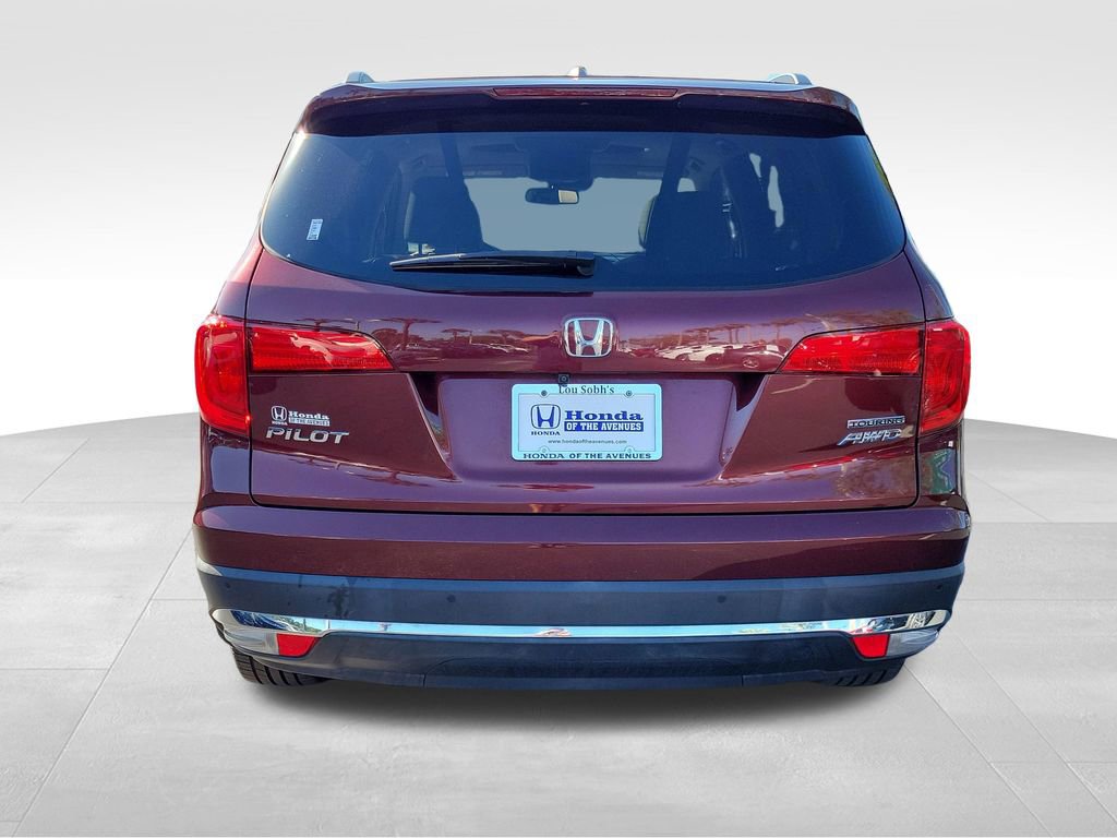 Certified 2018 Honda Pilot Touring image 8