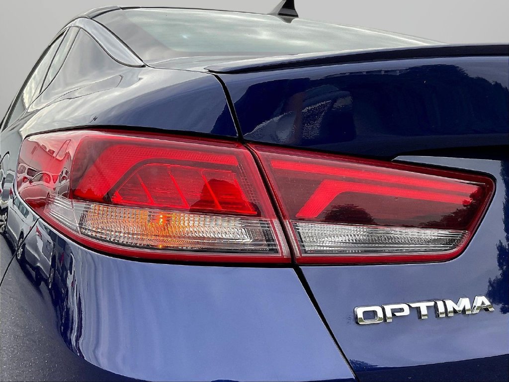 Used 2019 Kia Optima SX w/ SX Limited (Black) Package FWD image 26