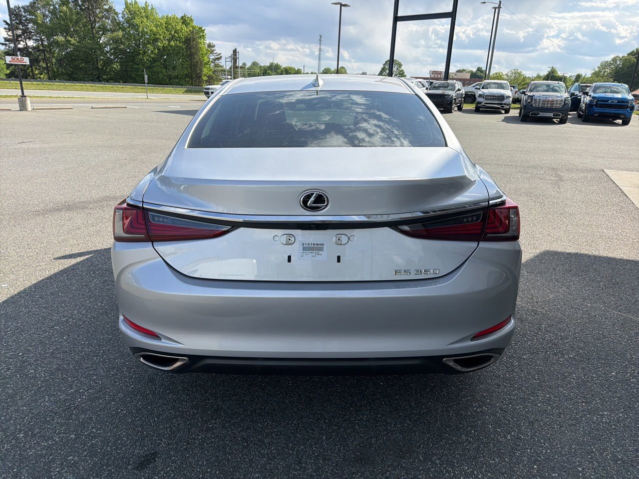 Used 2021 Lexus ES 350 w/ Accessory Package image 7