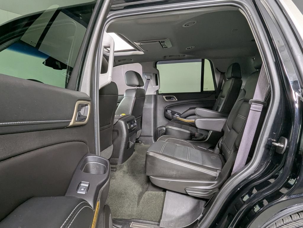 Used 2017 GMC Yukon Denali w/ Open Road Package AWD/4WD image 27
