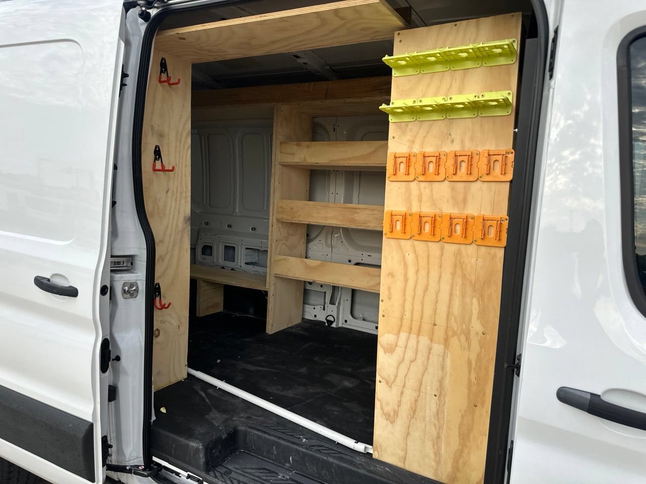Used 2024 Ford Transit 350 148 Medium Roof RWD image 18
