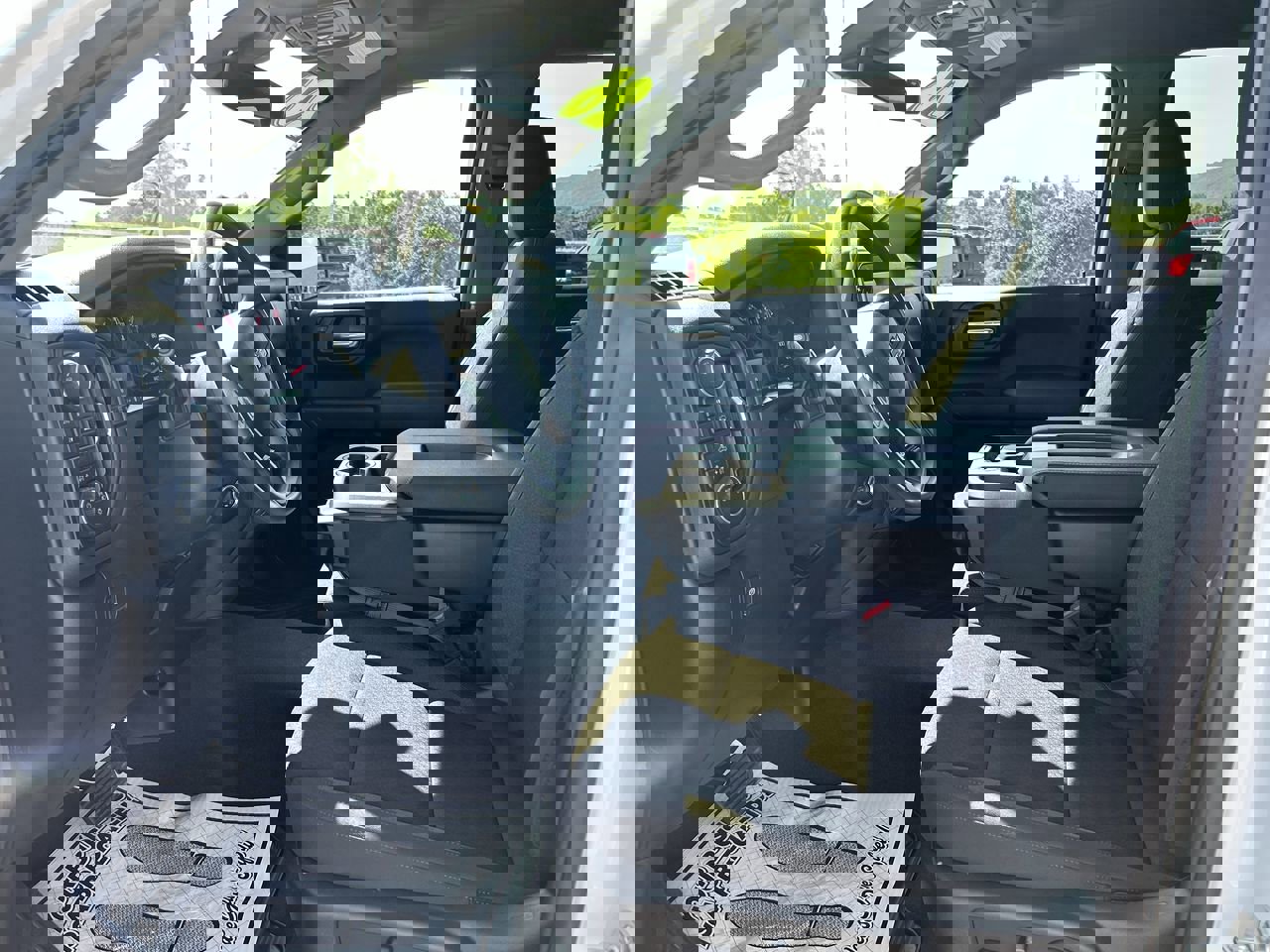 New 2026 Chevrolet Silverado 1500 Custom w/ Rally Edition image 22