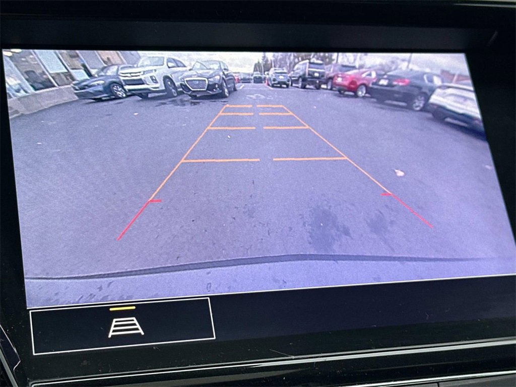 Used 2022 Chevrolet TrailBlazer RS w/ Sun and Liftgate Package image 29