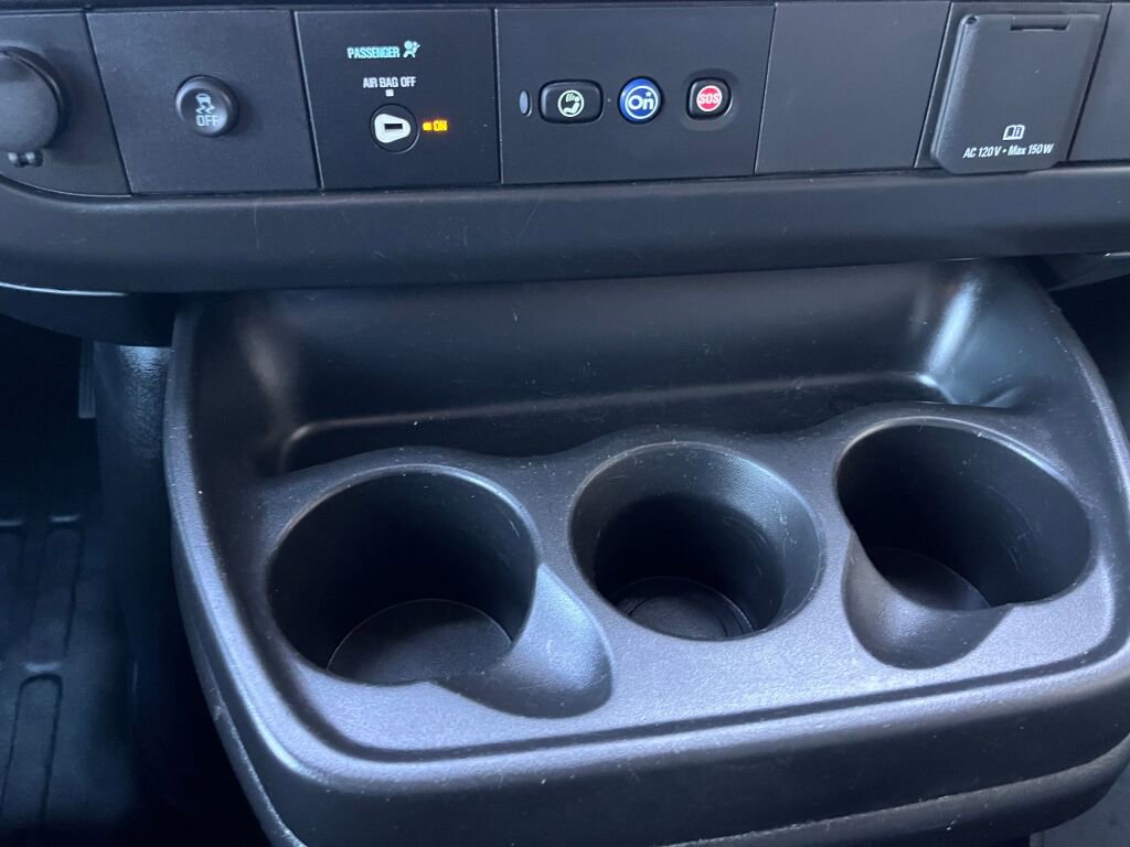 Used 2023 Chevrolet Express 2500 Extended image 17