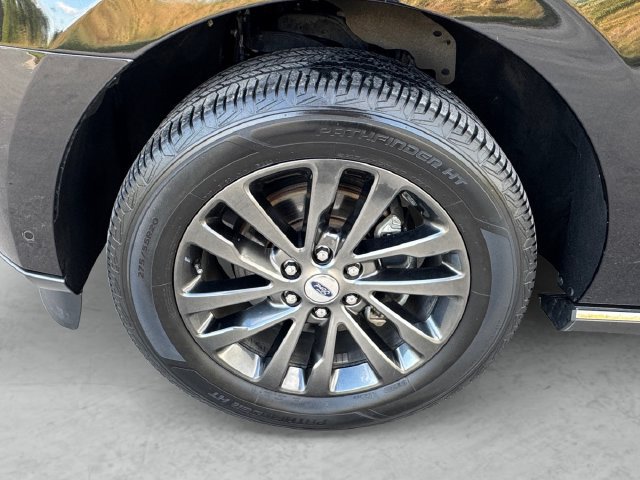 Used 2020 Ford Expedition Limited w/ Texas Edition Package RWD image 23