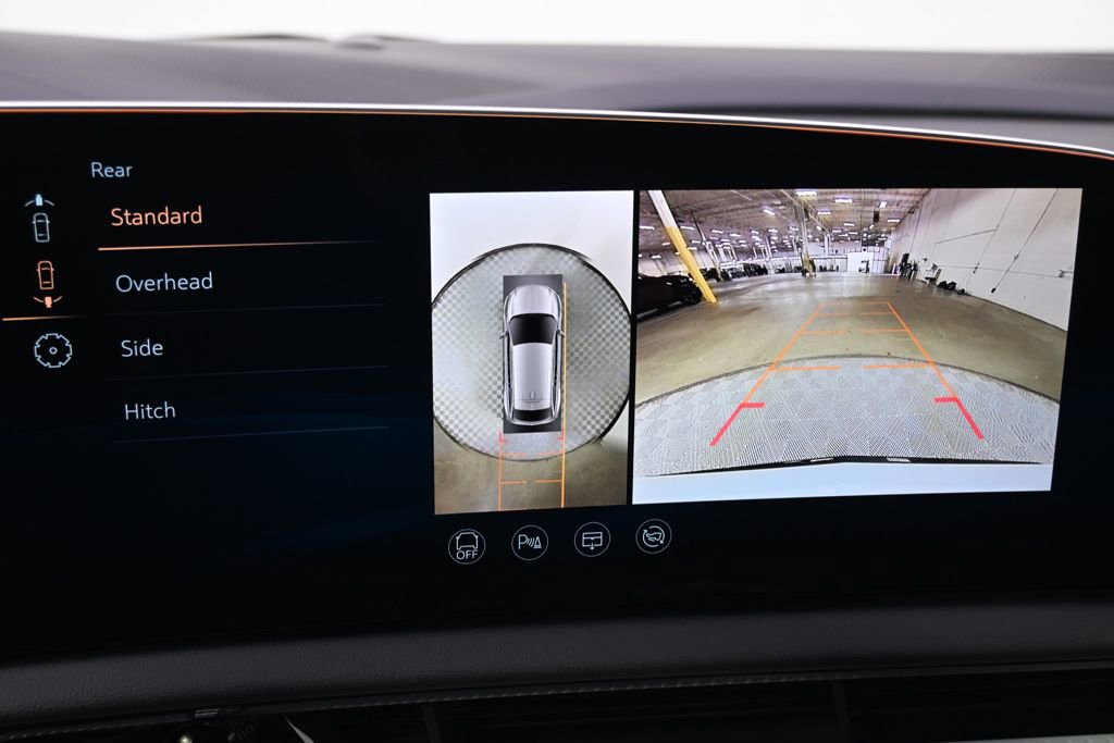New 2025 Cadillac Optiq Sport 2 w/ LPO, ONYX Package AWD/4WD image 30