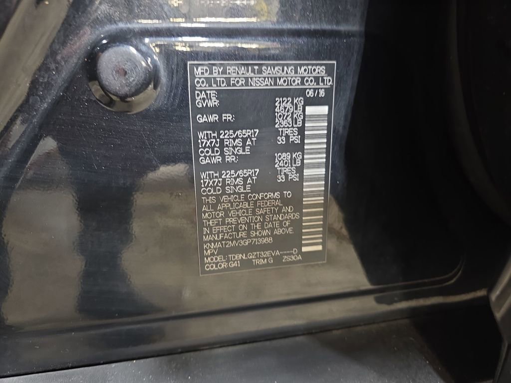 Used 2016 Nissan Rogue SV image 34