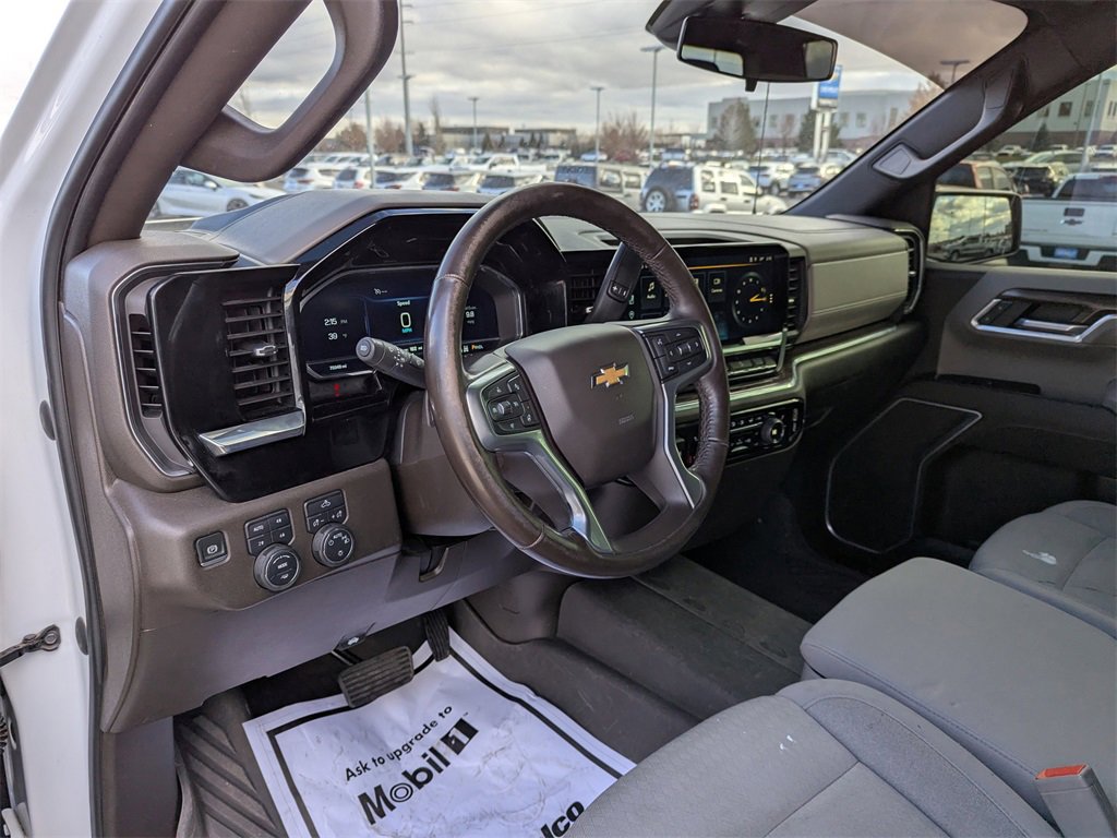 Used 2023 Chevrolet Silverado 1500 LT w/ Z71 Off-Road Package image 13