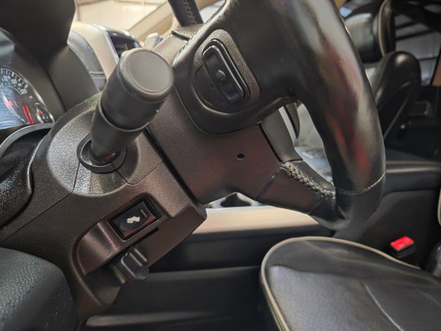 Used 2019 RAM 3500 Laramie image 39