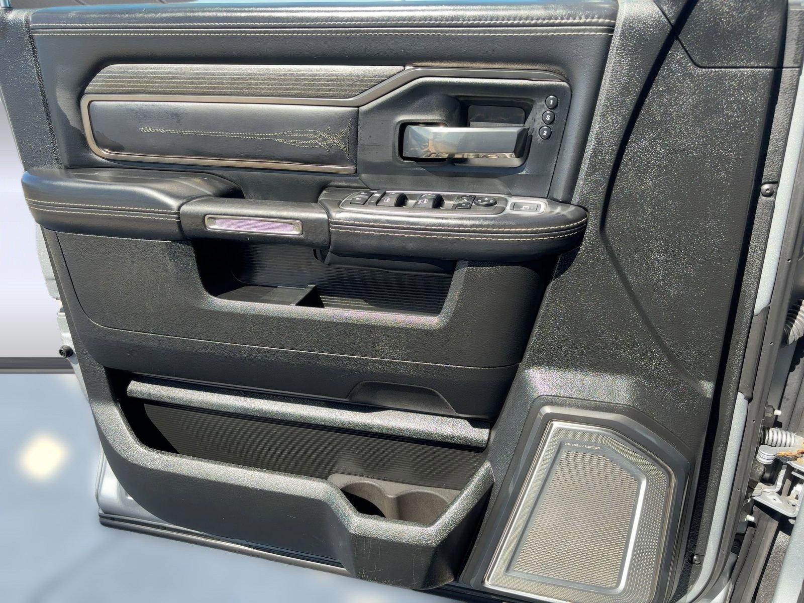 Used 2021 RAM 3500 Limited image 21