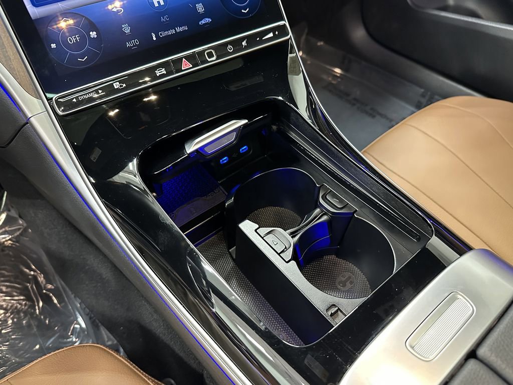 Certified 2024 Mercedes-Benz CLE 300 4MATIC Coupe image 28