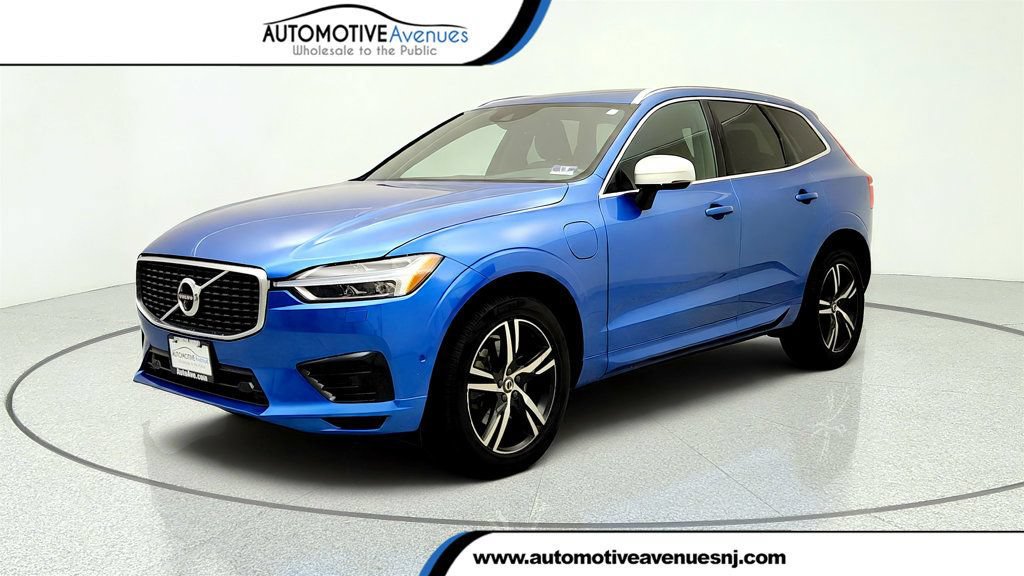 Used 2019 Volvo XC60 T8 R-Design w/ Advanced Package