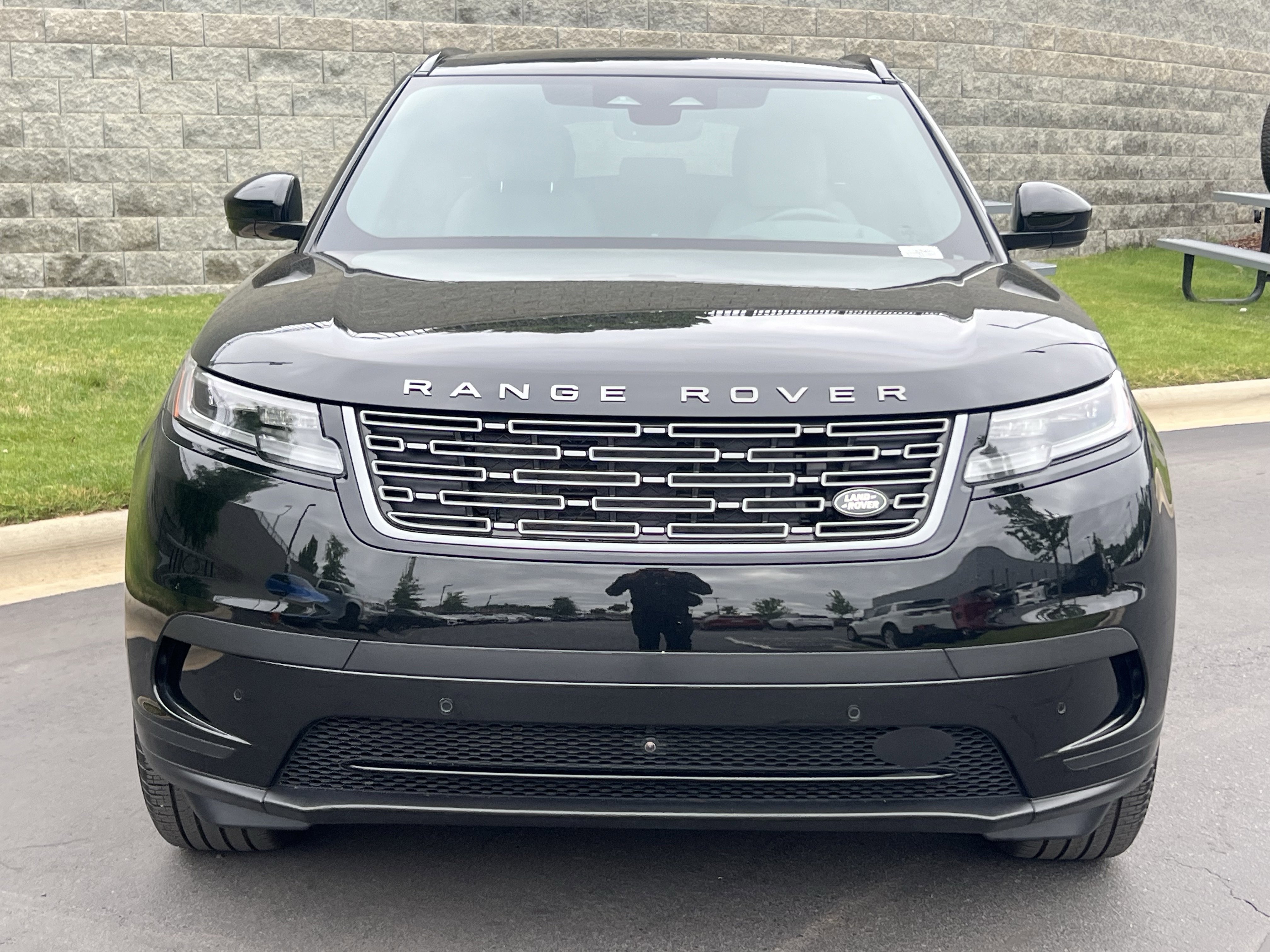 Certified 2026 Land Rover Range Rover Velar S AWD/4WD image 10